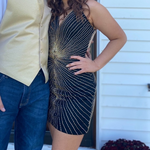 Angela & Allison beaded homecoming dress - Picture 12 of 12